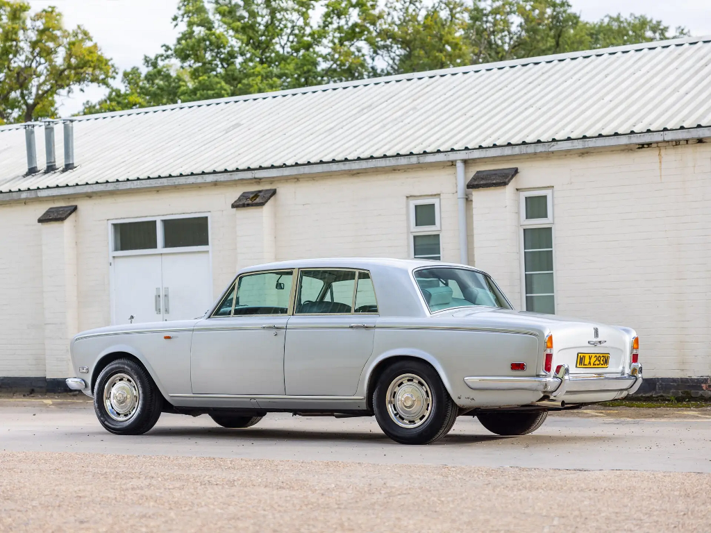 Данилко продает уникальный Rolls-Royce. Стало известно, куда пойдут деньги