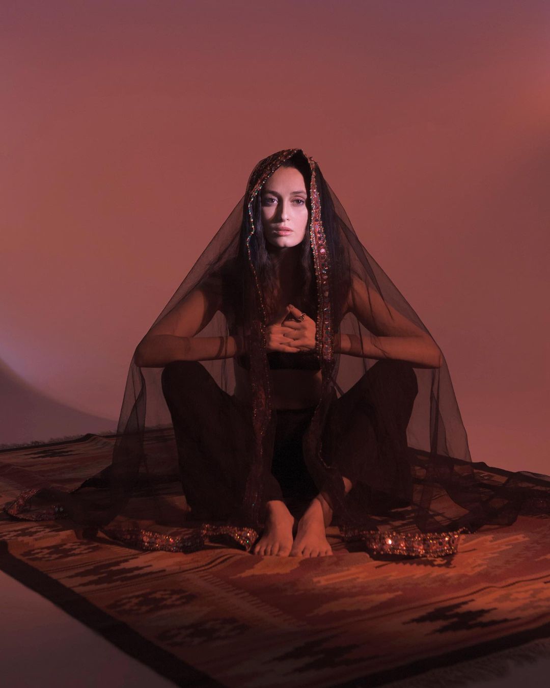 Змінила образ і живе в США: що стало з Аліною Паш, яка через скандал не поїхала на "Євробачення-2022"