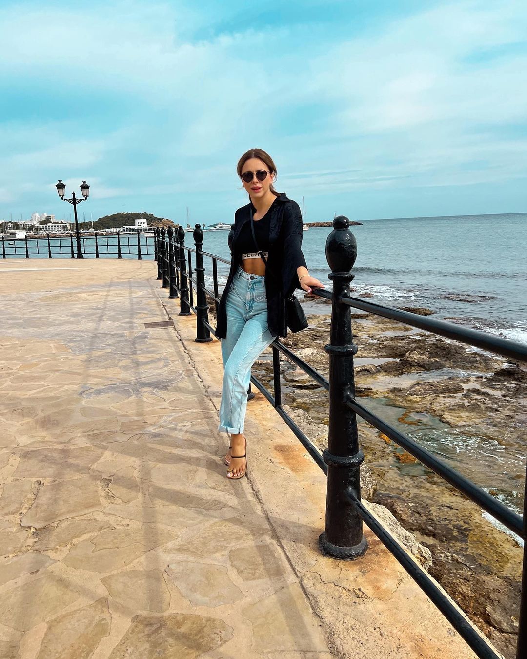 "А що, Росія не гріє?" Ані Лорак показала, де почувається вдома