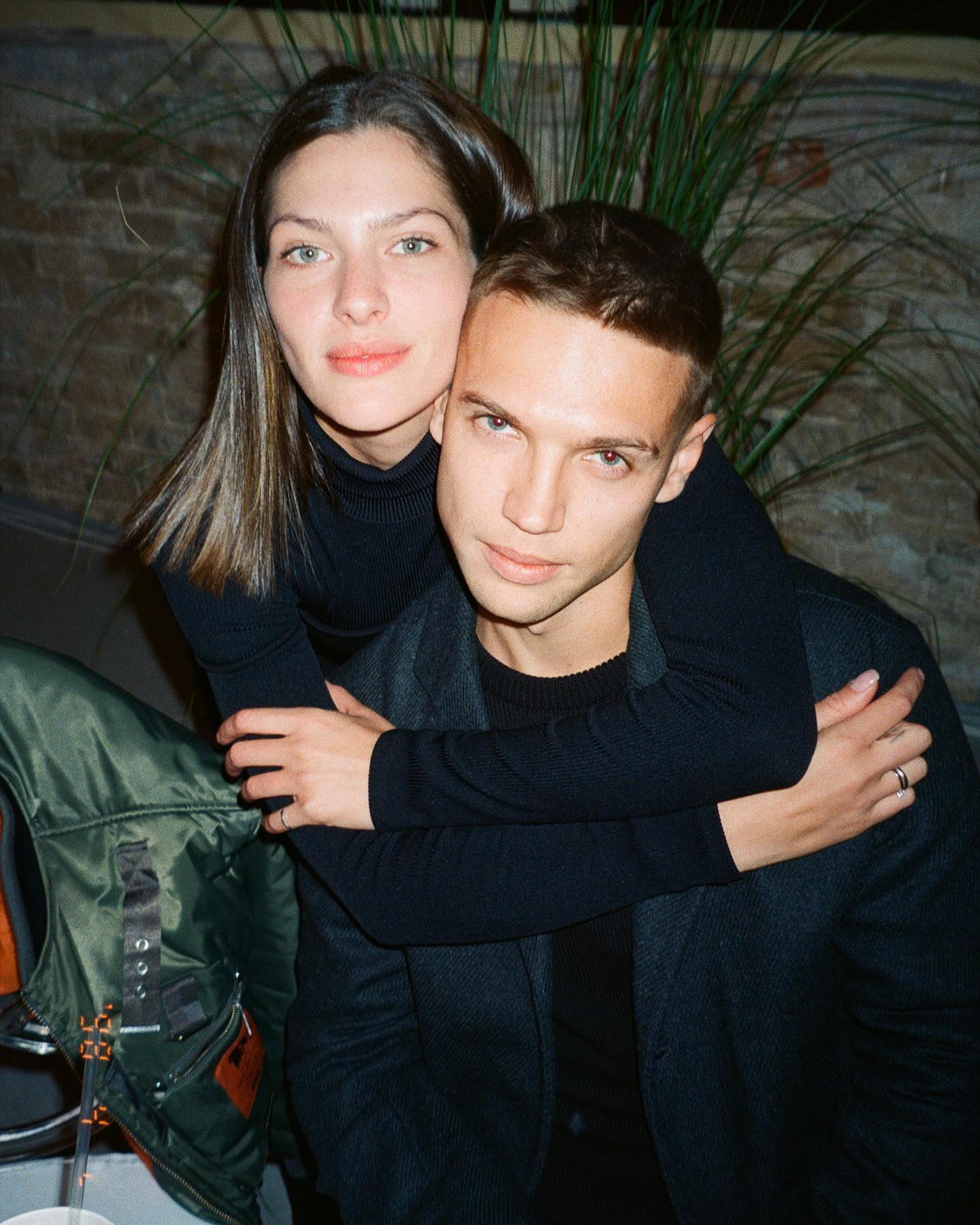 Как изменились главные герои сериала "Школа" и где они находятся во время войны (фото)