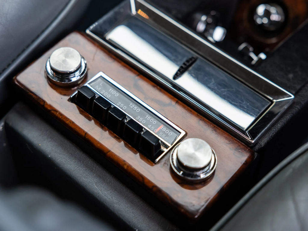 Данилко продает уникальный Rolls-Royce. Стало известно, куда пойдут деньги