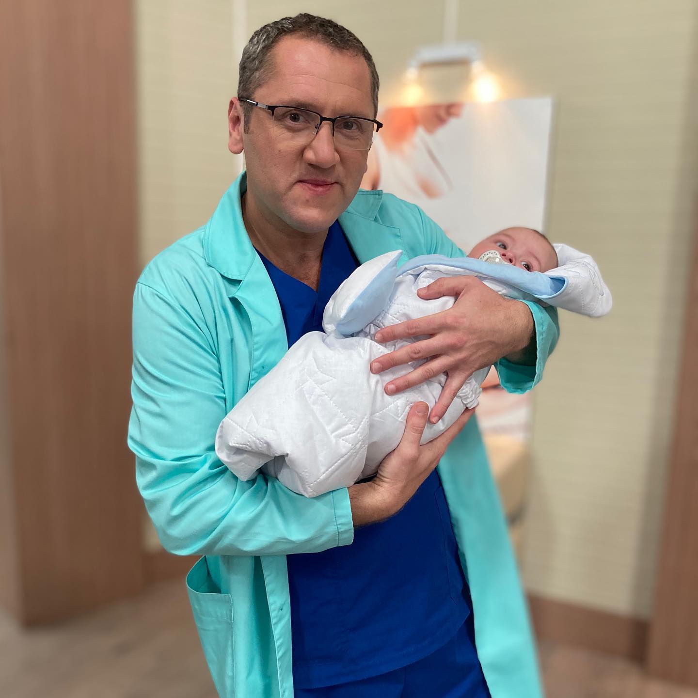 Актор-військовий емоційно висловився про мобілізацію: "Відсидітися не вийде"