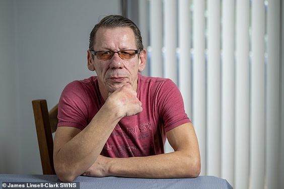 "Було дуже боляче": британець приїхав в Україну лікувати зуби і поділився враженнями