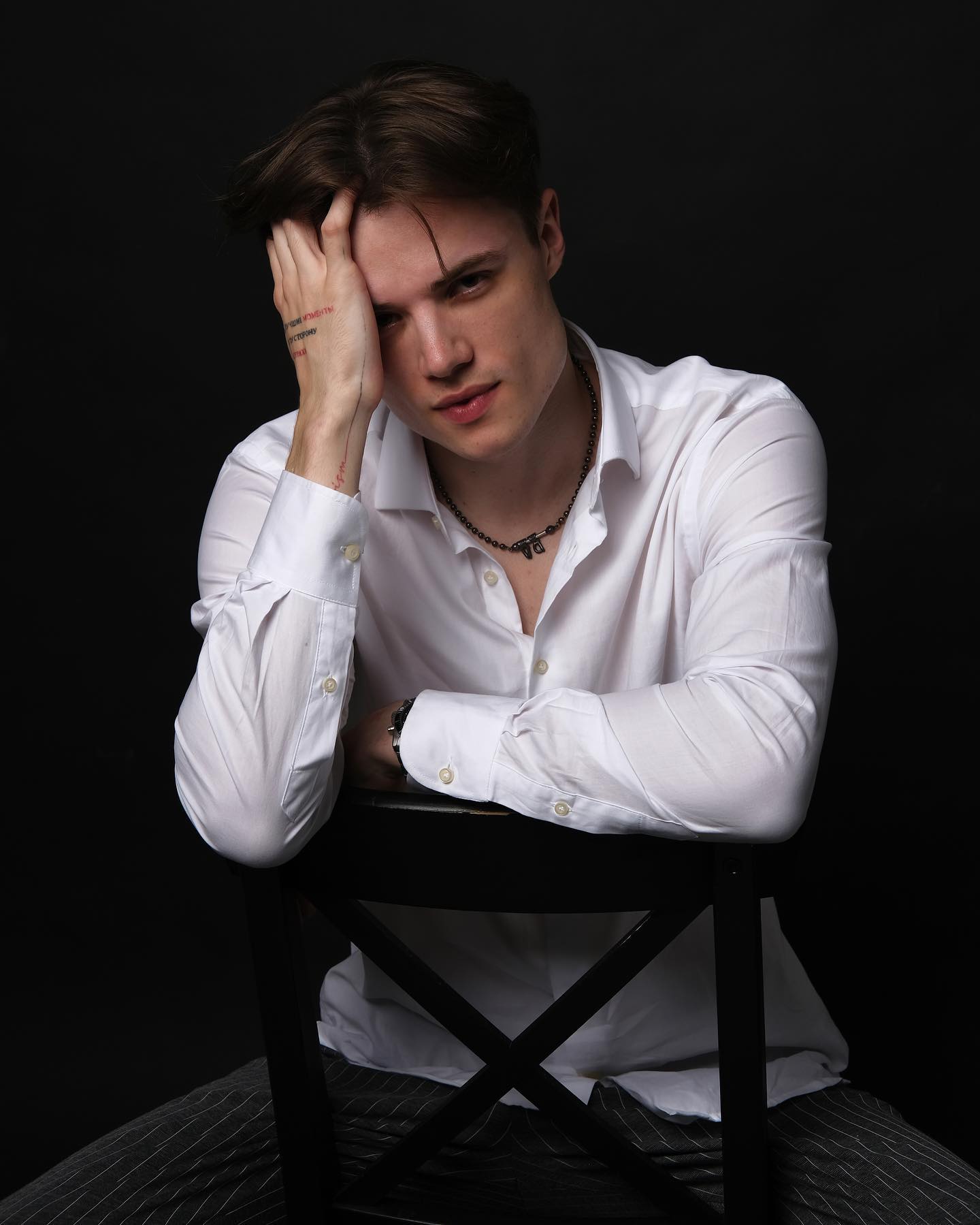 Как изменились главные герои сериала "Школа" и где они находятся во время войны (фото)