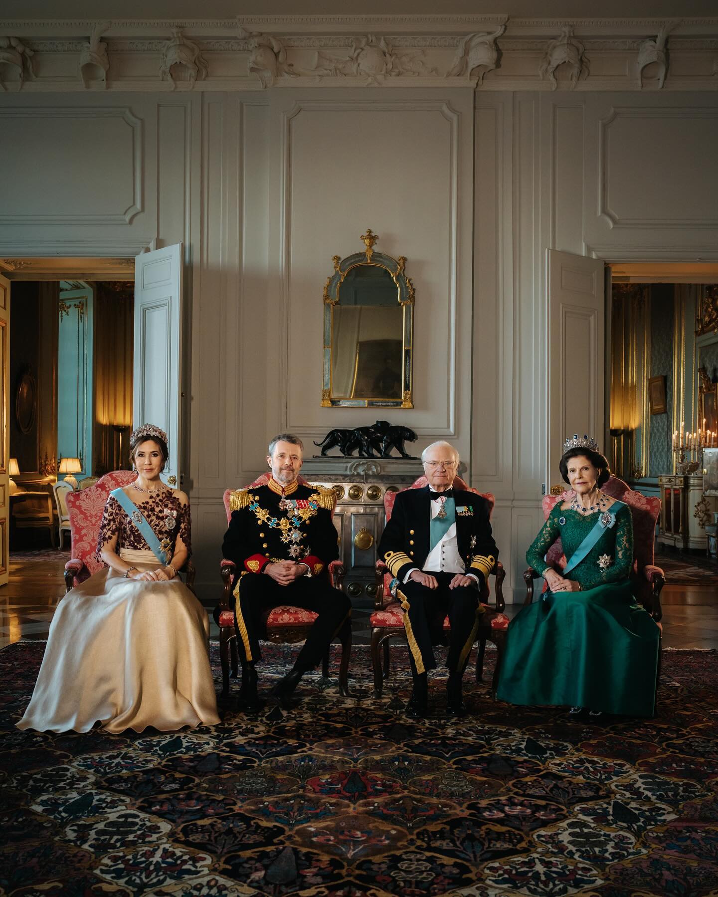 Як пройшов перший закордонний візит короля та королеви Данії (фото)