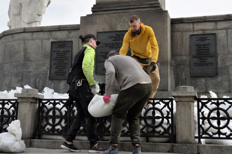 Культурний фронт. Як у Києві захищають пам'ятники та історію від Росії