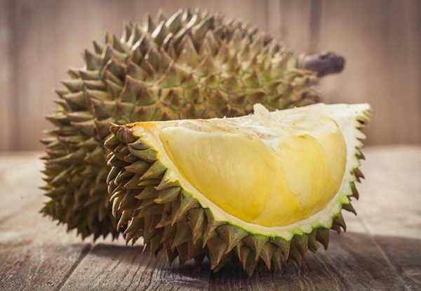 Туристам на замітку: цей фрукт заборонено провозити у всіх авіакомпаніях світу