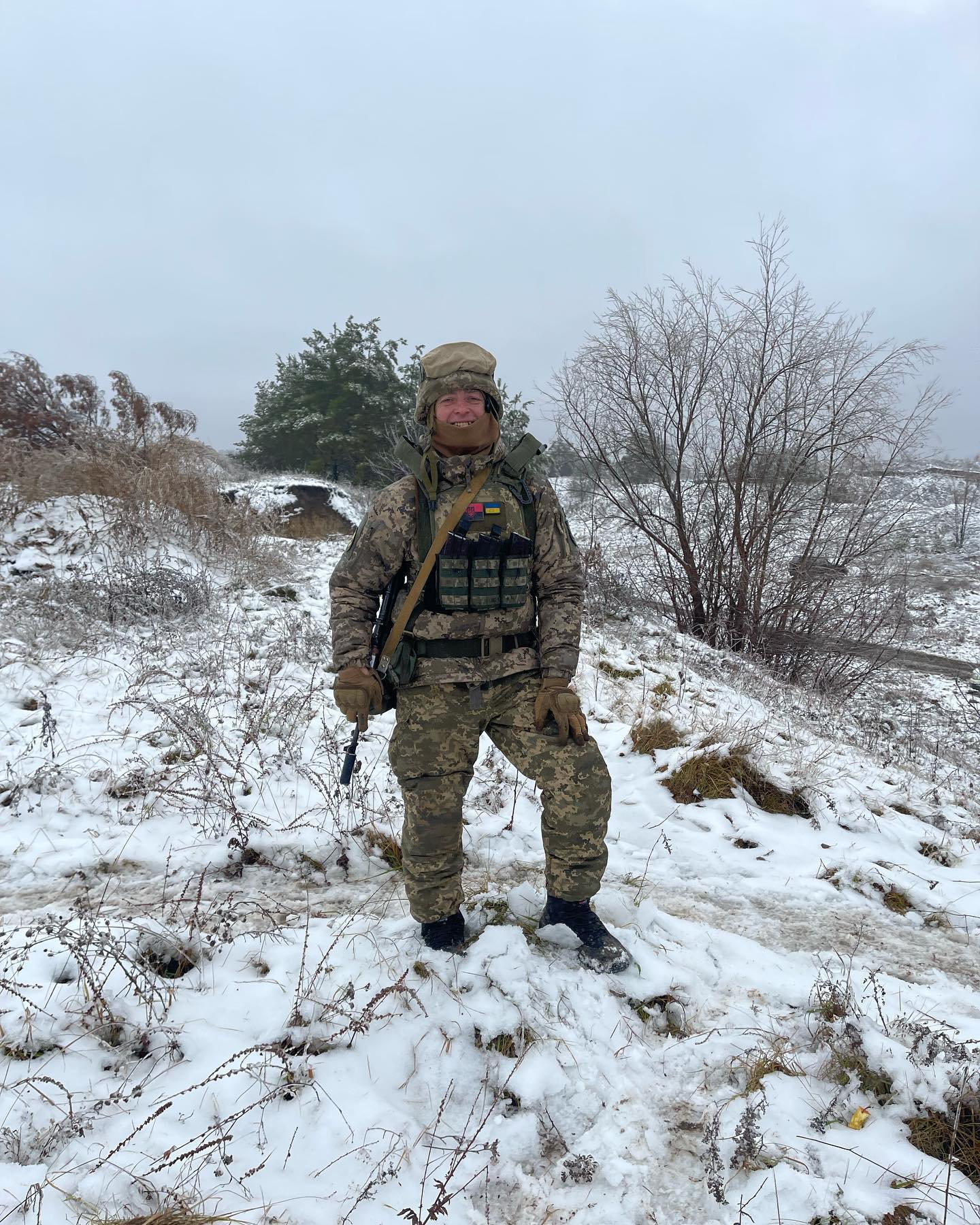 Муж известной украинской художницы получил ранение на фронте: детали