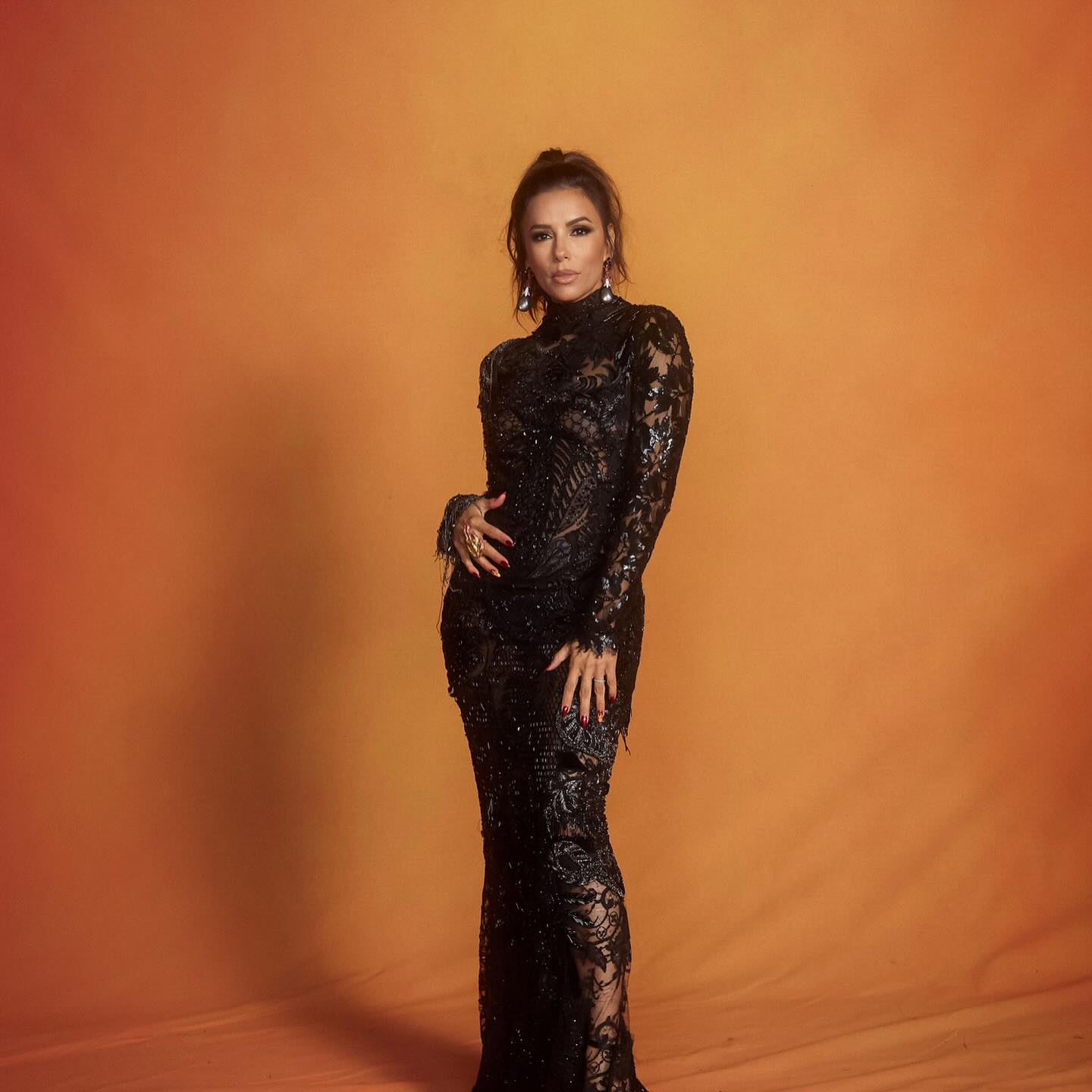 Ева Лонгория показала свои лучшие платья от Роберто Кавалли