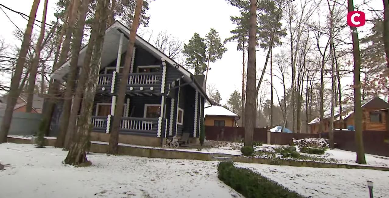 Генератор, камін та баня: як виглядає і скільки коштує оренда заміської резиденції Наталки Денисенко