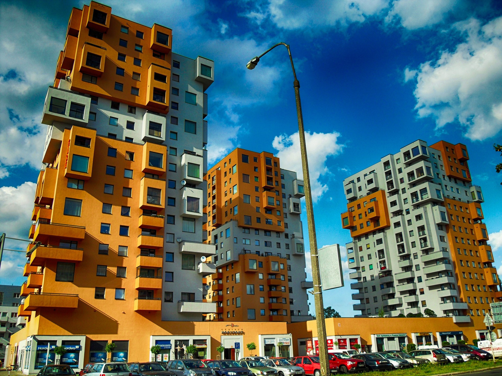 Рахунки на тисячі злотих. Як змінилася вартість комунальних послуг у Польщі