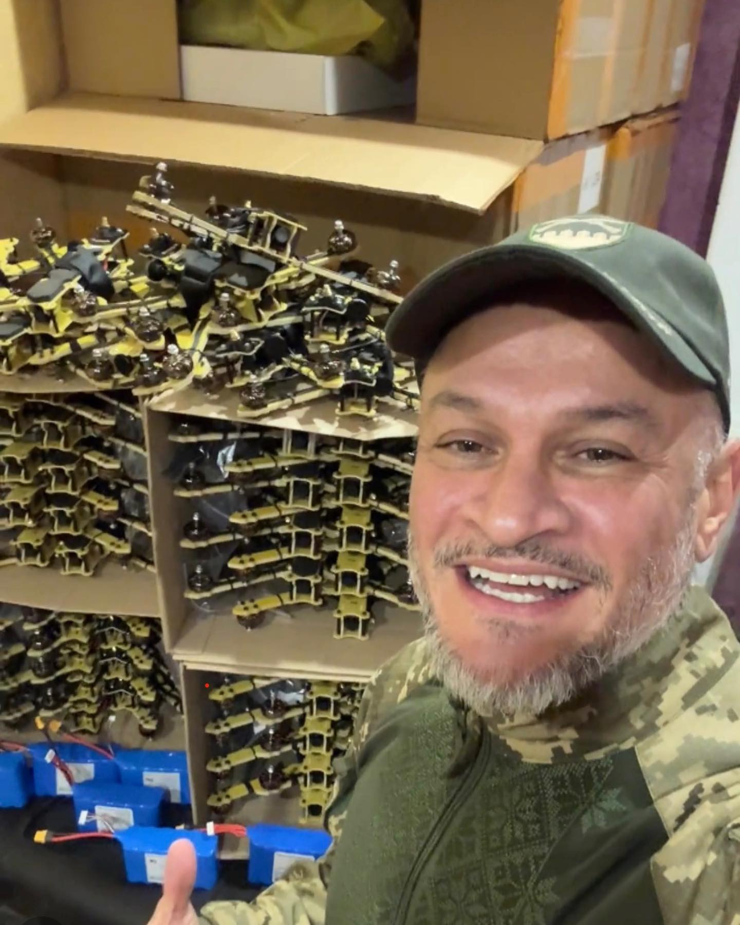 "Я дуже хвилювався". Ектор Хіменес-Браво зустрівся з українськими воїнами на фронті (фото)