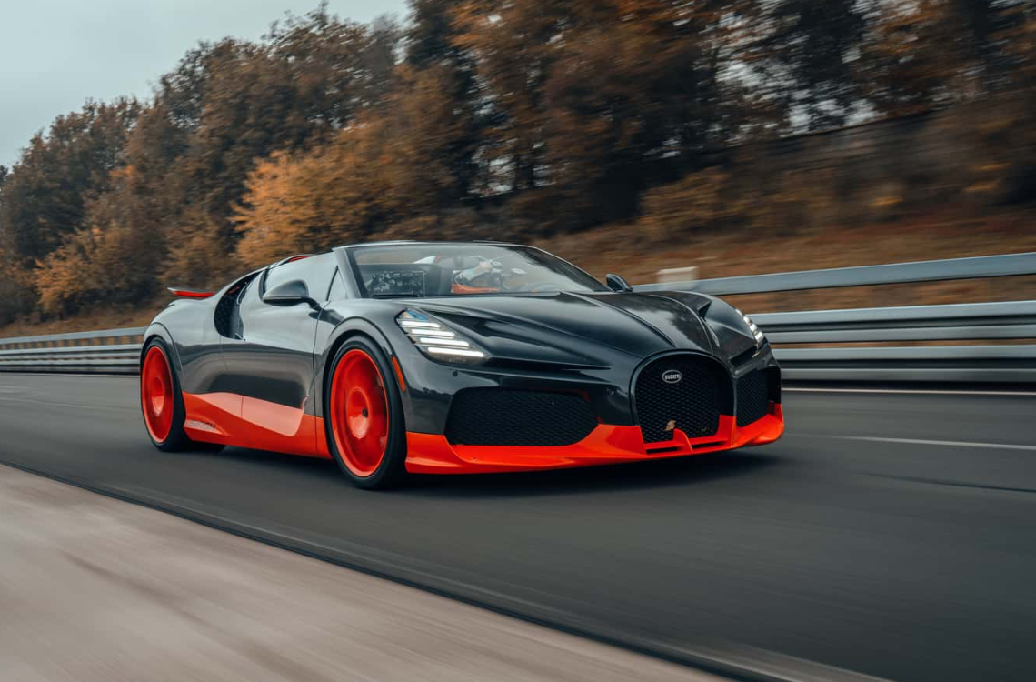 Названо найшвидший у світі автомобіль без даху