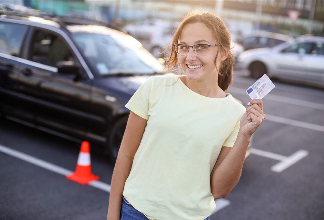 Яка категорія прав потрібна для керування авто з причепом: подробиці