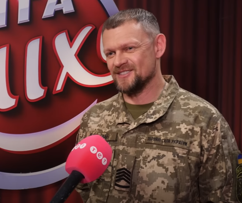 Актор-військовий Бірча вперше за довгий час показався в Києві. Як зараз виглядає той самий "Віталька"