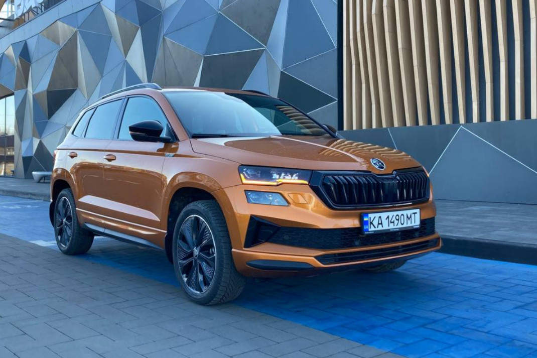 Тест-драйв Skoda Karoq: преимущества и недостатки обновленного кроссовера