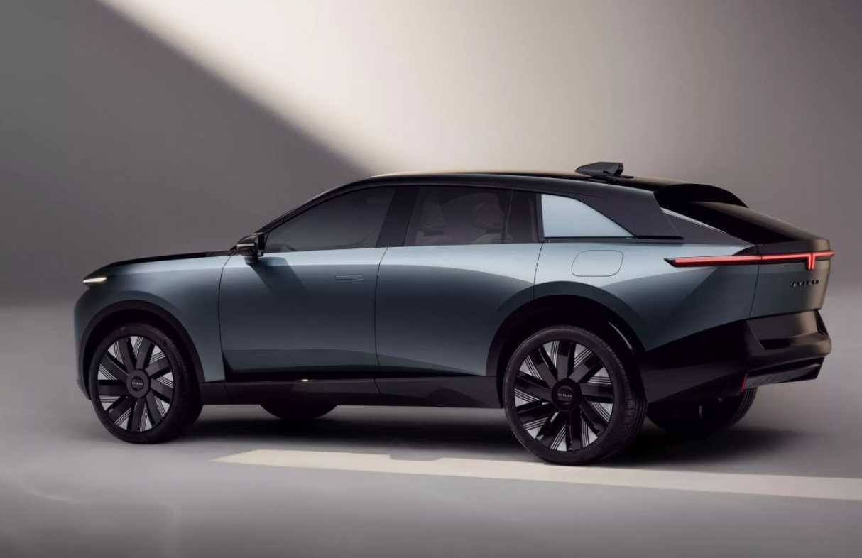 На шасси Range Rover: Tata показала новый электрический кроссовер