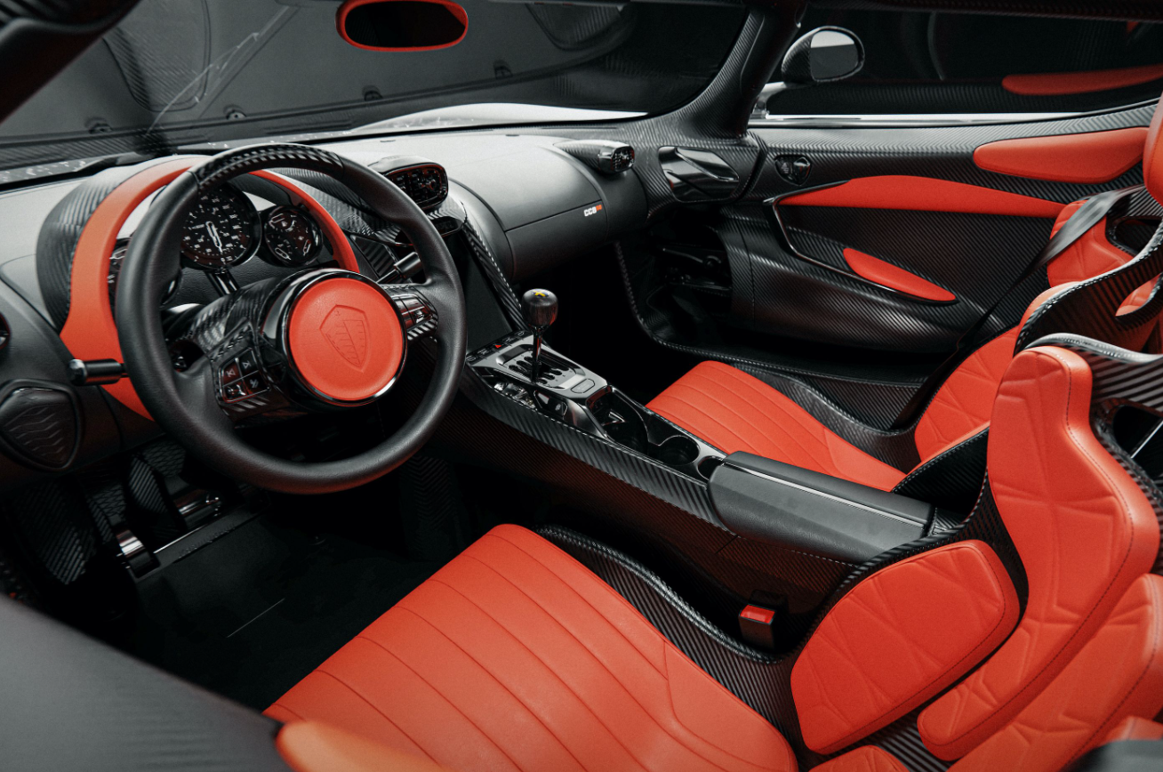 З унікальною трансмісією: Koenigsegg запустив у виробництво гіперкар тиражем 70 екземплярів