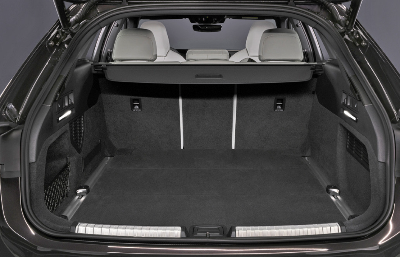 Новый Audi A6 показали официально: с дизелем и только универсал