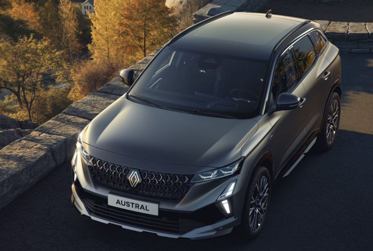 Кроссовер Renault Austral обновили: названы двигатели и новые опции