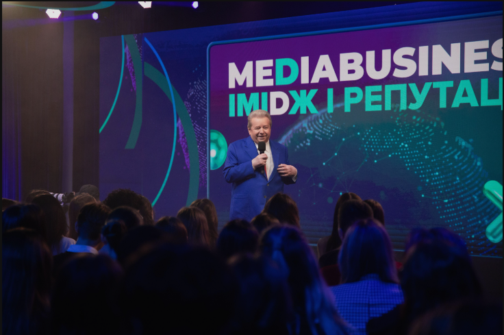 Поплавский презентовал Образовательный медиахаб