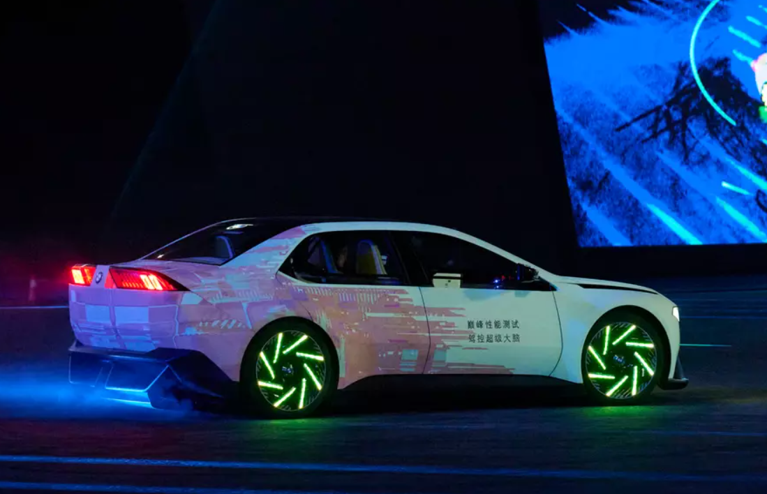 BMW показала спортивний електромобіль майбутнього: характеристики та дата виробництва