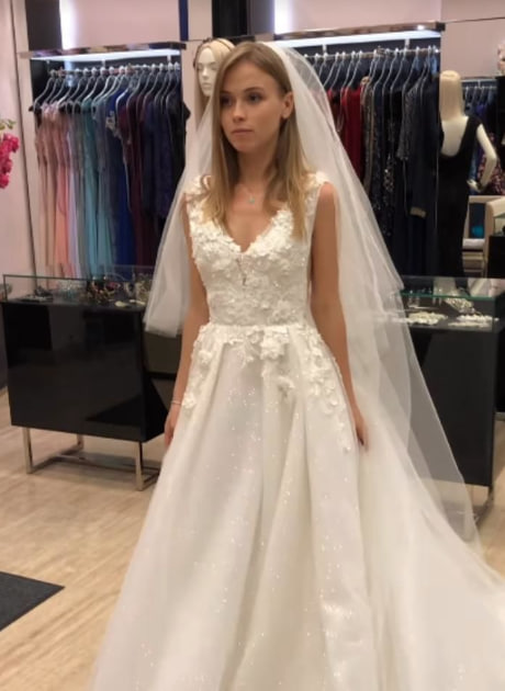 Звезда "Сватов" Анна Кошмал показала лицо мужа, которого прячет от всех уже 6 лет (фото)