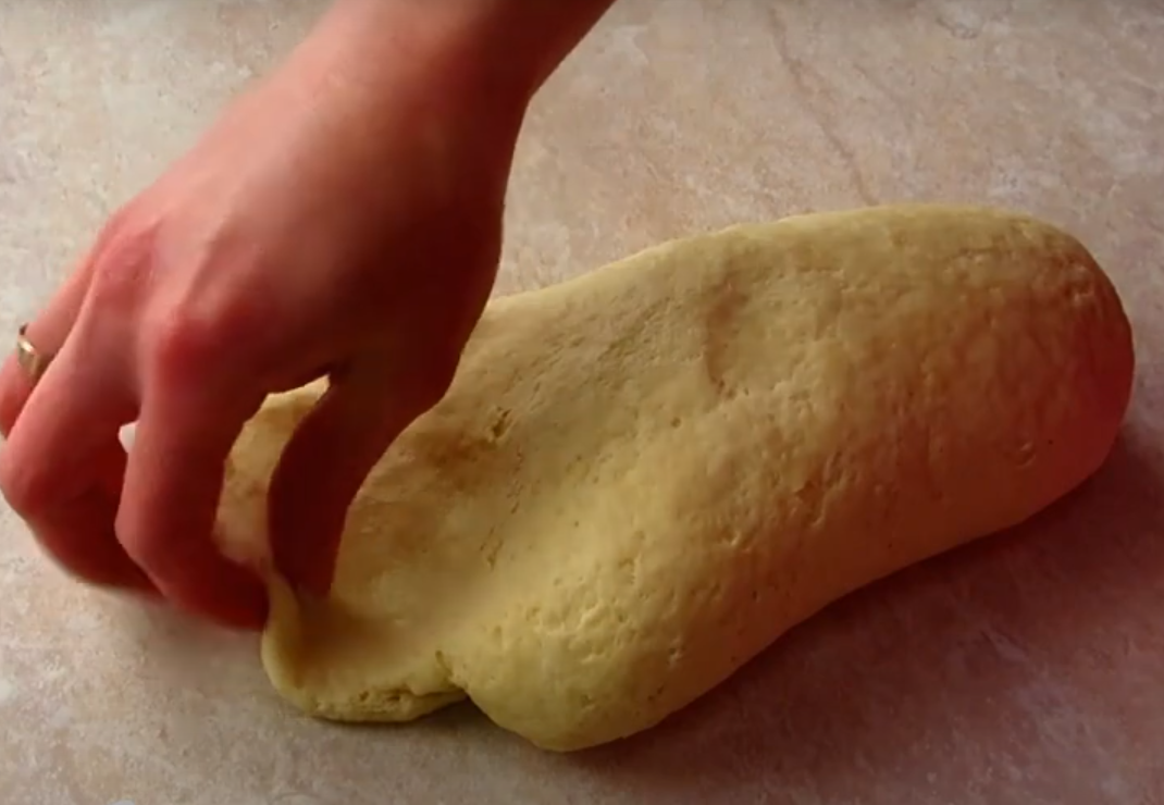 Торт "Наполеон" как в детстве: классический рецепт с заварным кремом