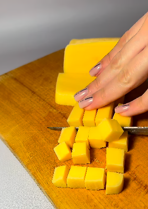 Салат "хвилинка" на Великдень і просто так. Справжня феєрія смаку усього з 5 продуктів