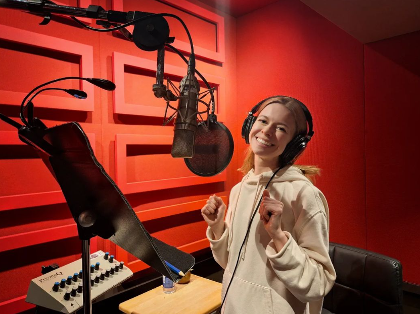 Что случилось со зведой фильмов "Аврора" и "Женская интуиция": живет за границей и работает официанткой