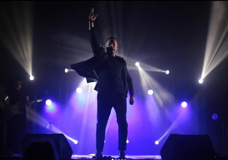 Кто такой Андрей Кравченко и женат ли певец-"копия" Олега Винника