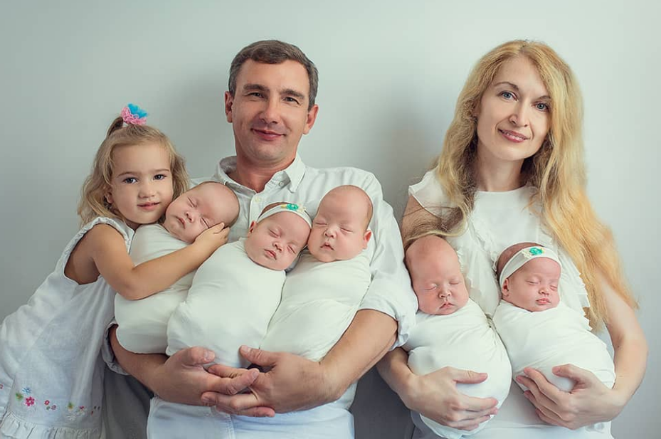 Народила п'ятірню й залишилась без чоловіка: де і як живе сьогодні багатодітна українка з Одеси