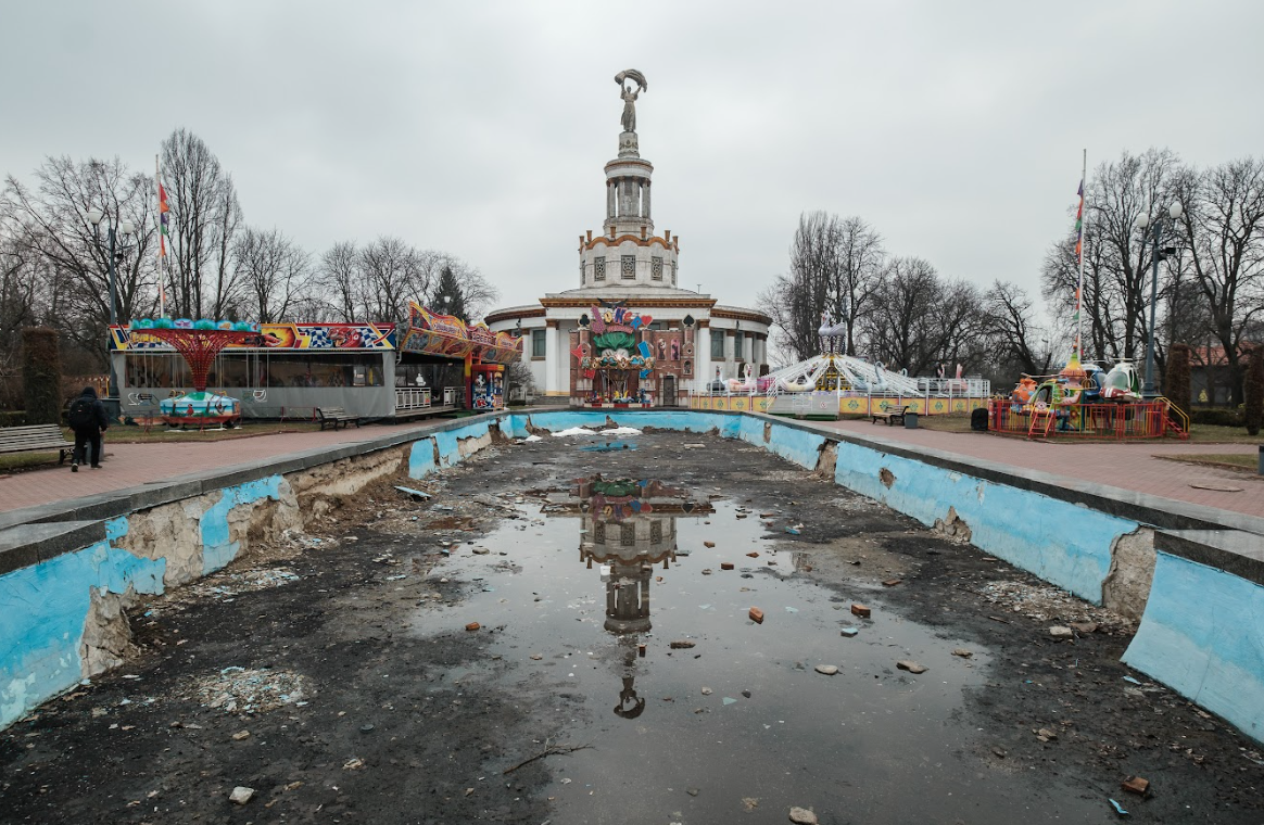 Збитків на мільйон! Як постраждав ВДНГ за час повномасштабної війни: фото до та після