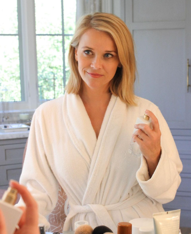 5 омолоджуючих зачісок для старших жінок з коротким волоссям на прикладі зірок Голлівуду