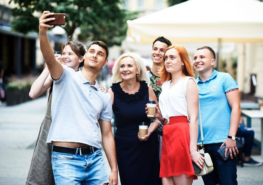 Велика патріотка чи "агент Кремля"? Хто така Ірина Фаріон і чому довкола неї постійно скандали