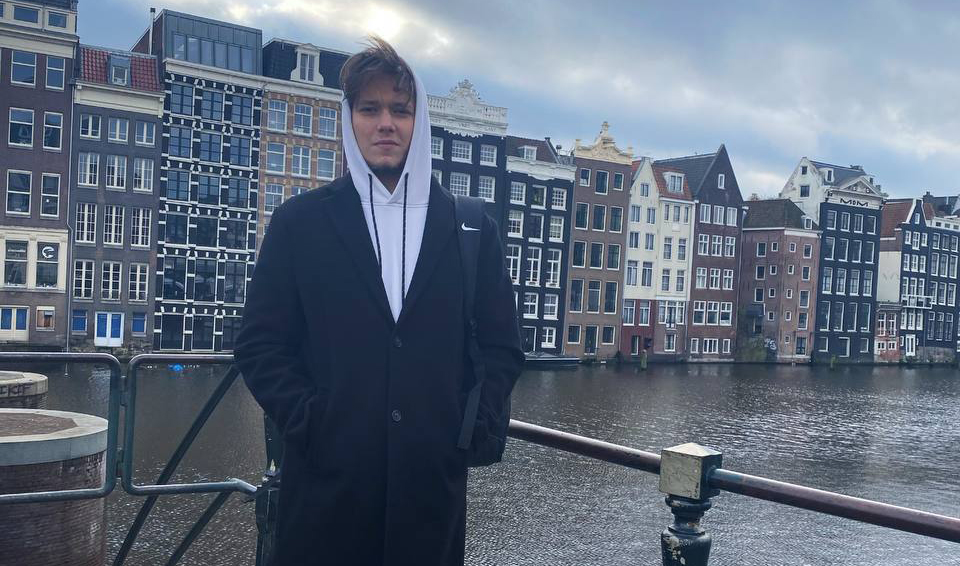 Украинский разработчик создал игру о войне, где можно играть на стороне россиян: разгорается скандал