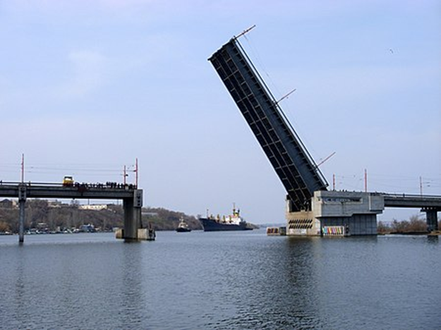 Ці 5 неймовірних мостів України обов’язково треба побачити на власні очі