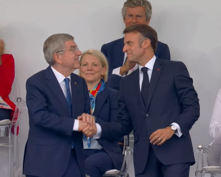 Олімпійські ігри 2024: яскраві фото і відео з церемонії відкриття в Парижі