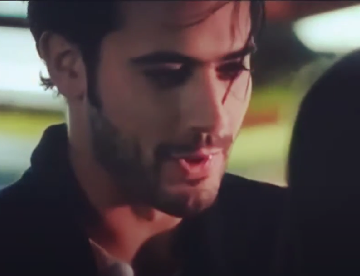 Каким был в молодости звезда "Пацанов" и "Ходячих мертвецов". Глаз не оторвать (фото)