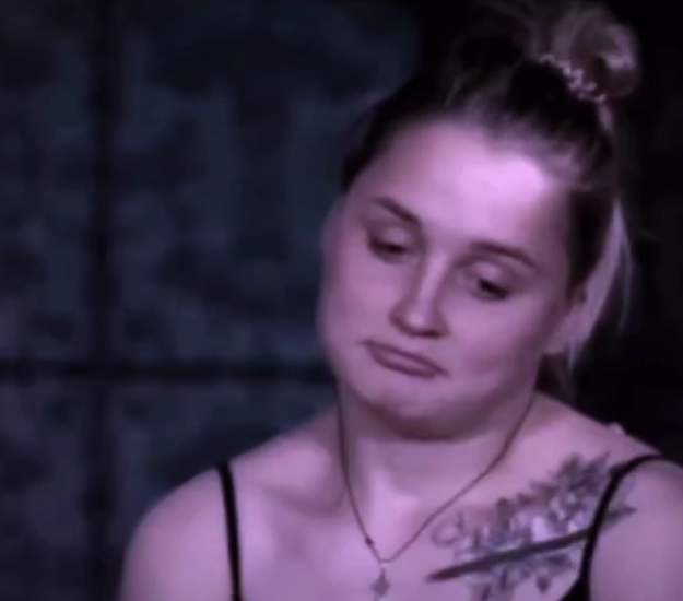 Памʼятаєте Юлю "Бандитку" з шоу "Від пацанки до панянки"? Зараз ви її не впізнаєте