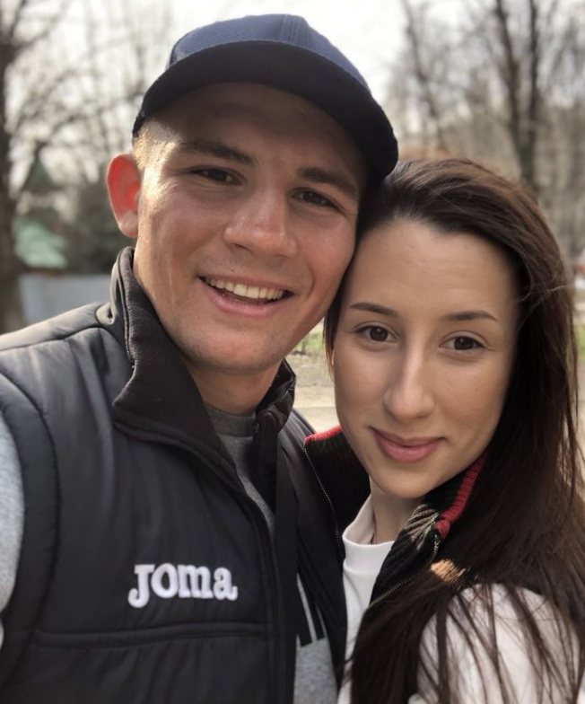 "Хочемо, щоб син прославляв Україну": Олександр Хижняк став батьком