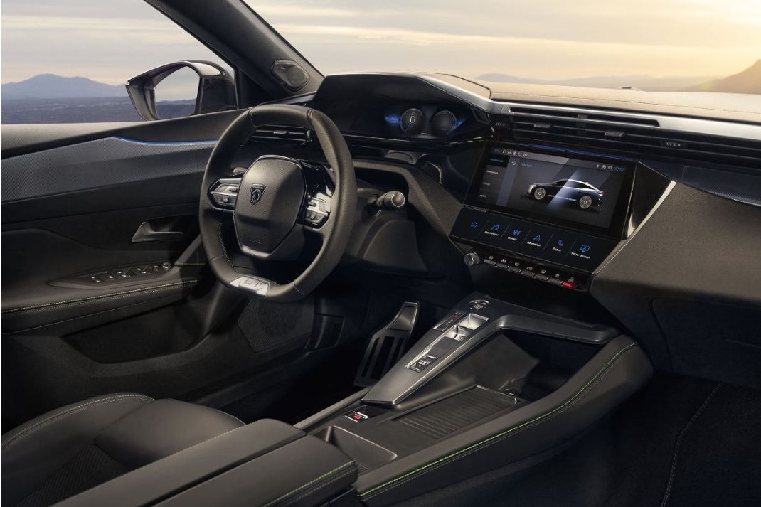 Peugeot официально представил электрический кроссовер Е-408: названы цены и характеристики