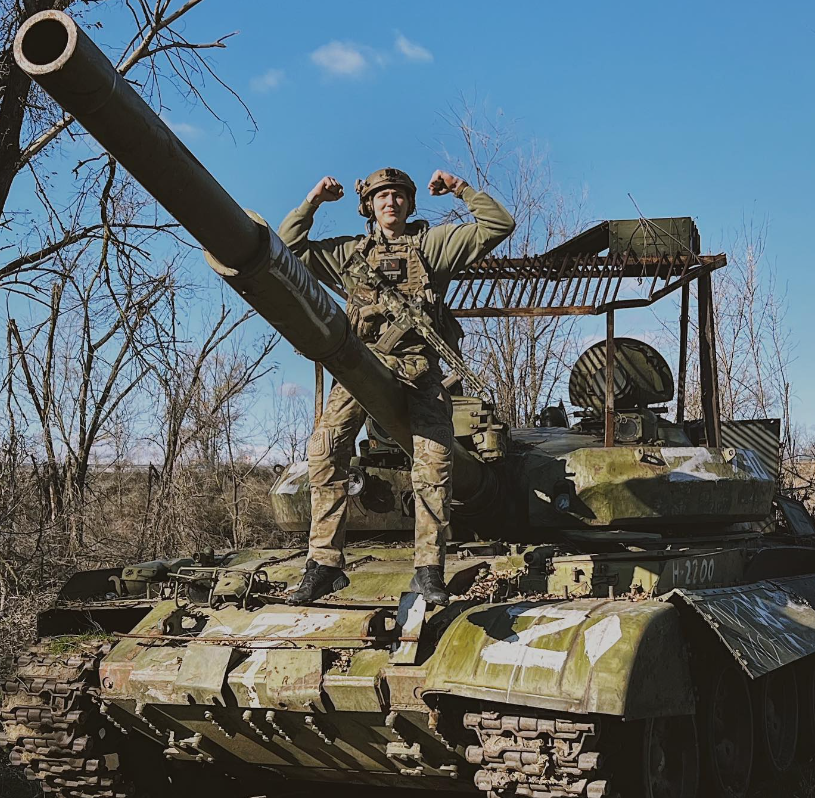 Загадкового бойфренда Лесі Нікітюк розсекречено. Хто він і скільки йому років (фото)