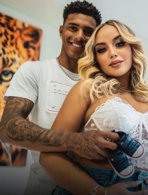 "Нагуляла" від кур'єра. Дівчина зірки "Шахтаря" народила від іншого, а правду розкрив ДНК-тест