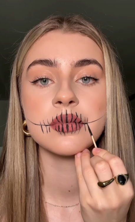 5 хвилин і ви - зірка вечірки. Як зробити ефектний макіяж на Хелловін (відео)