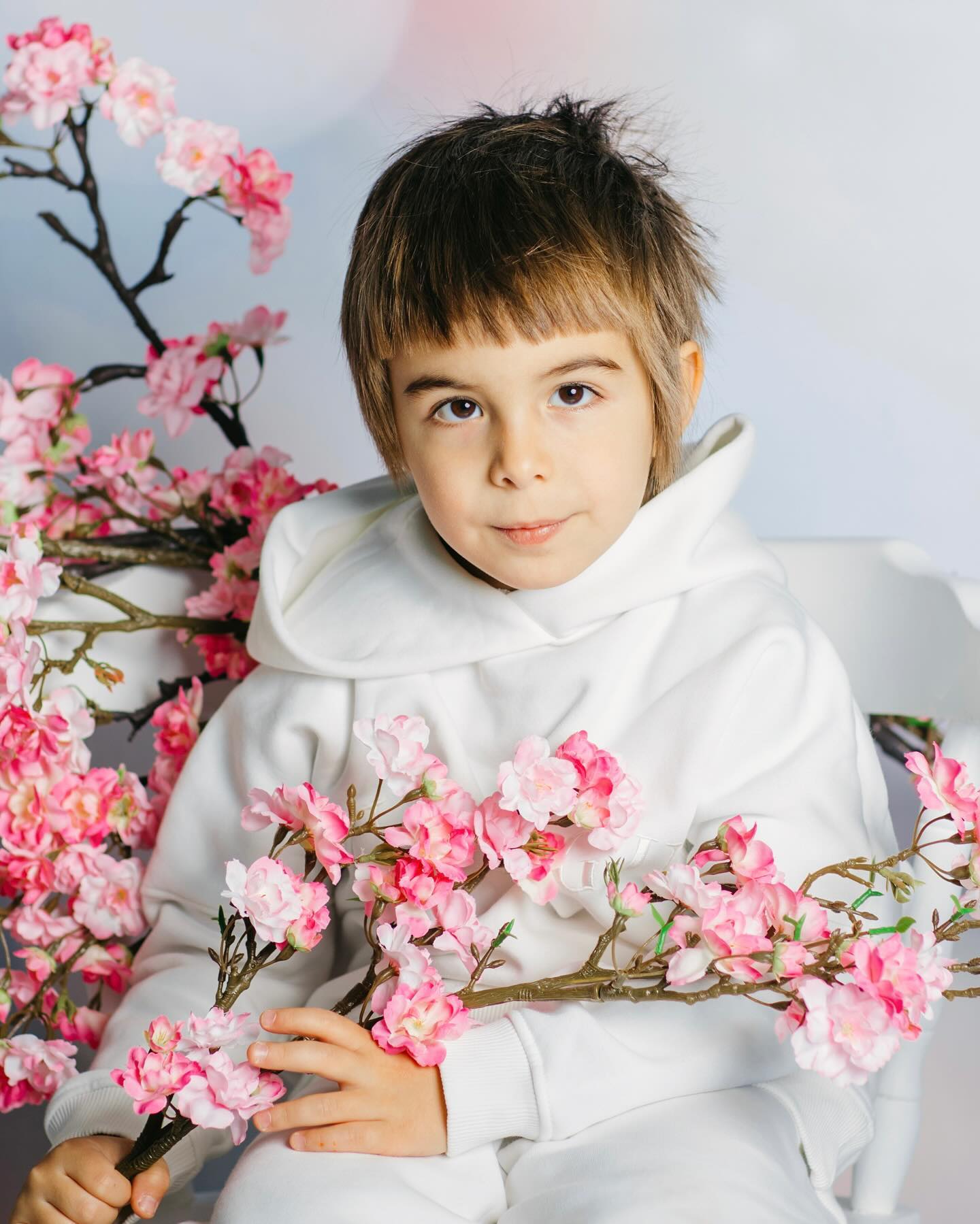 Джамала вперше за тривалий час показала помітно підрослих синів-красенів