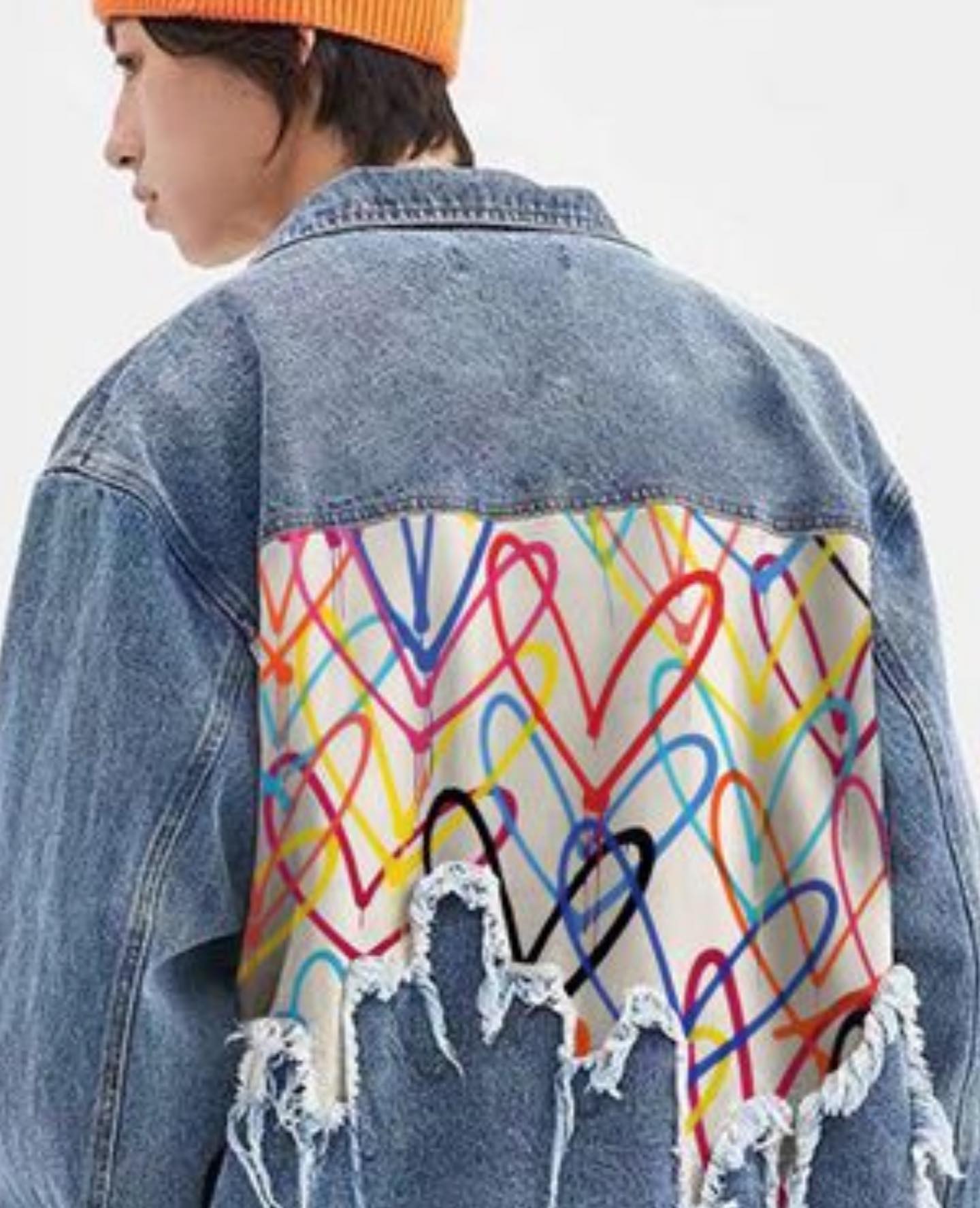 "Так рисует много людей": Морозюк высказалась об обвинении в плагиате известного художника