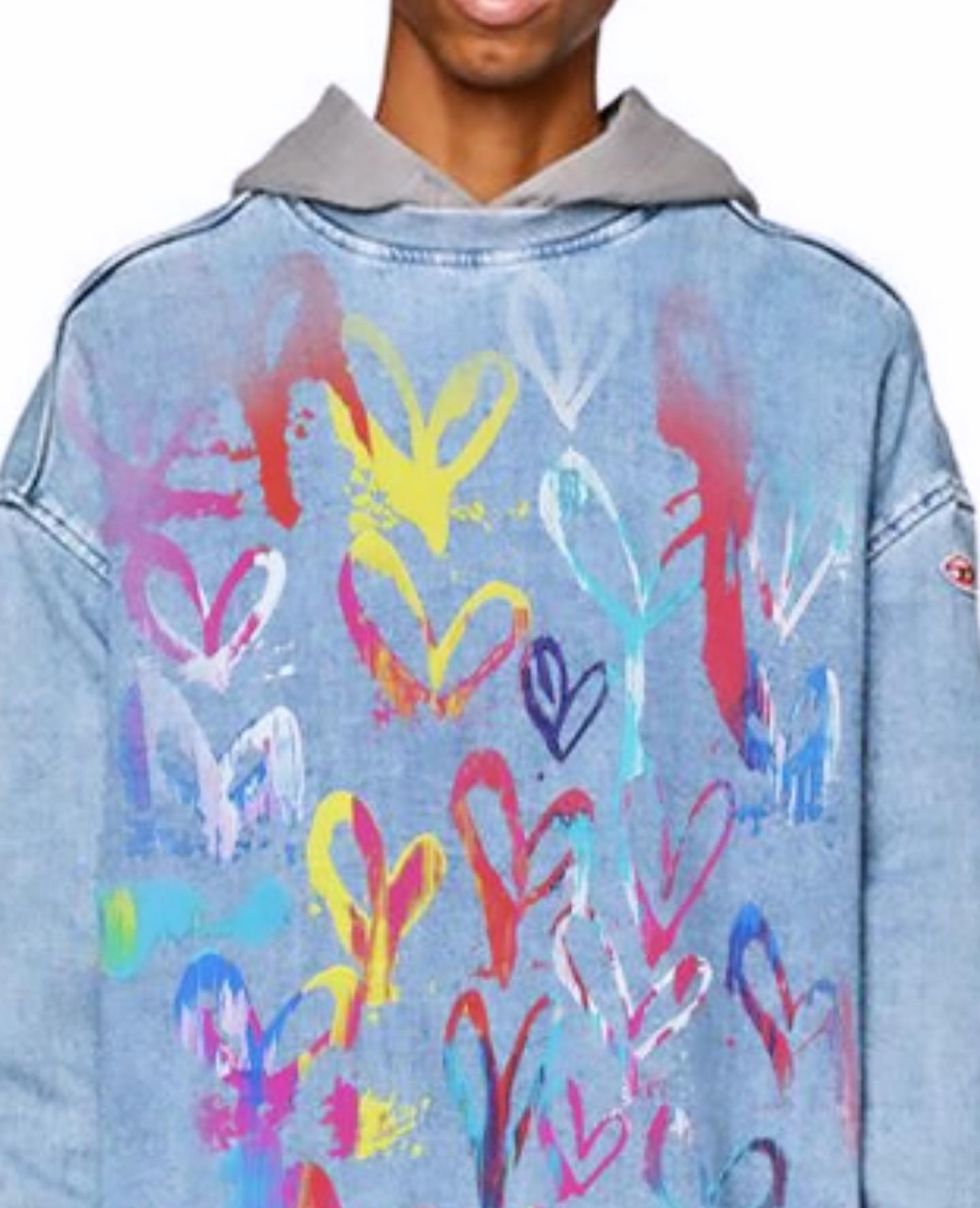 "Так рисует много людей": Морозюк высказалась об обвинении в плагиате известного художника