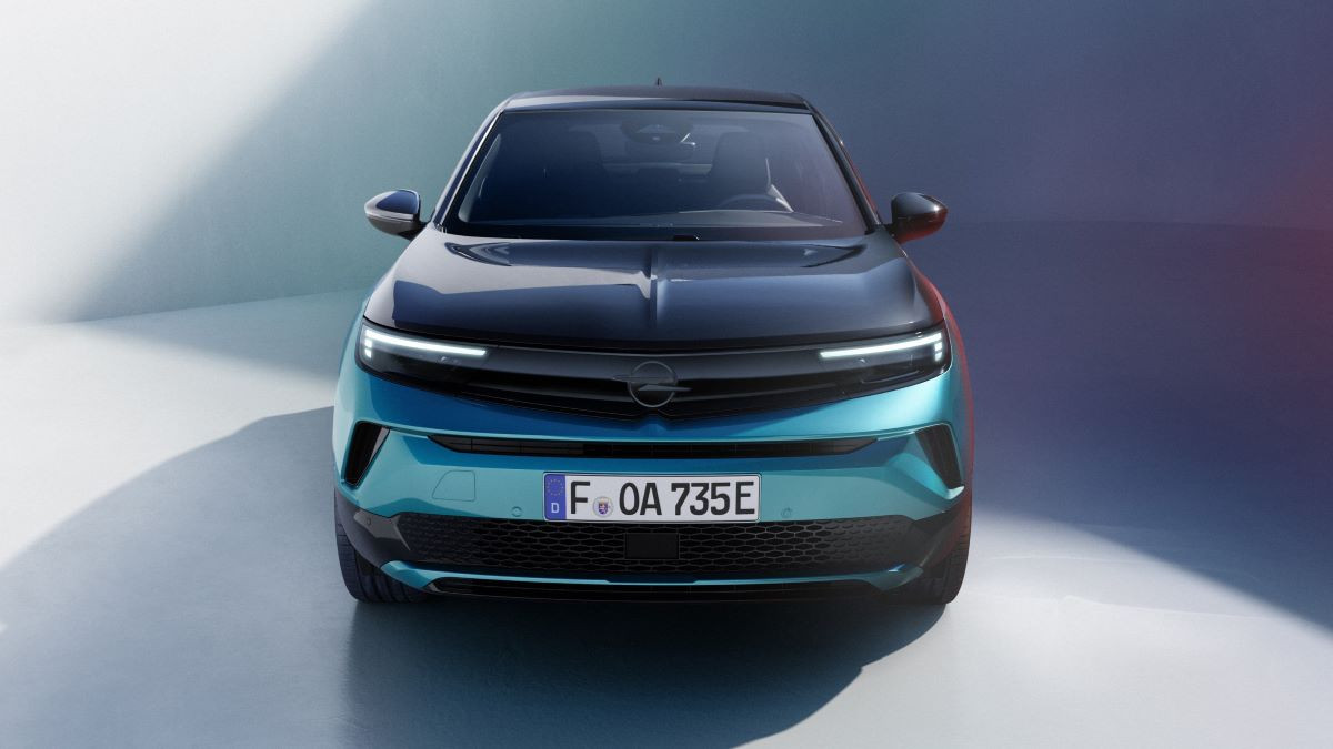 Opel официально представил обновленный кроссовер Mokka: что изменилось