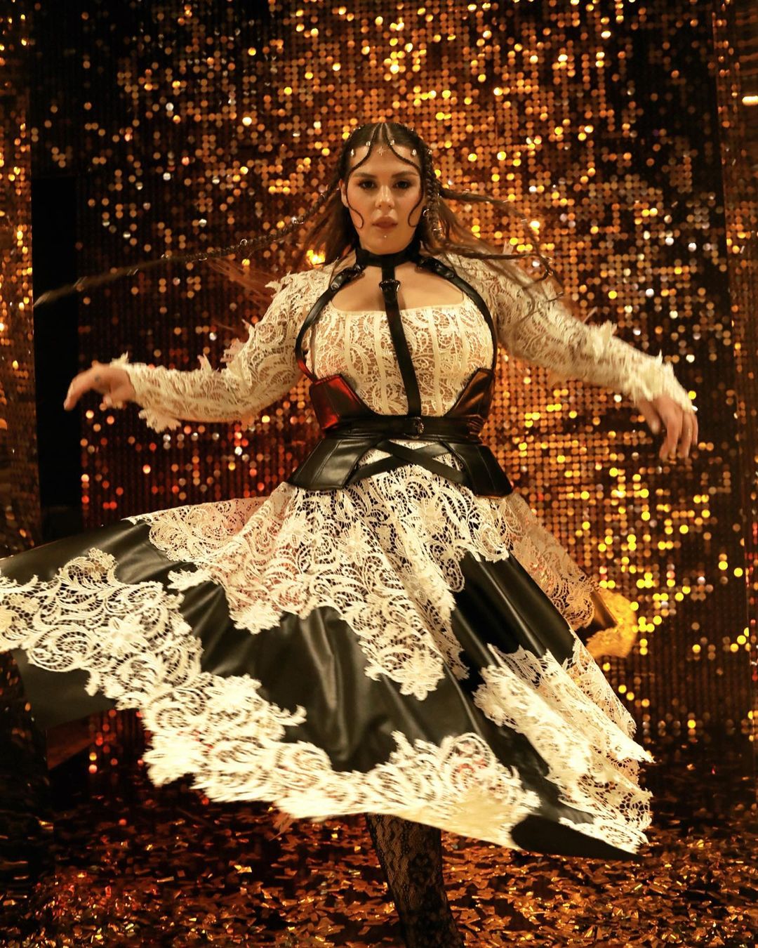 Солістка KAZKA скинула аж 20 кг: фото зірки "до" і "після"